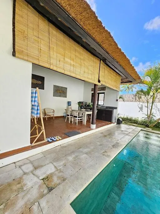 Villa Kupukupu Balangan Uluwatu  Uluwatu (Bali)